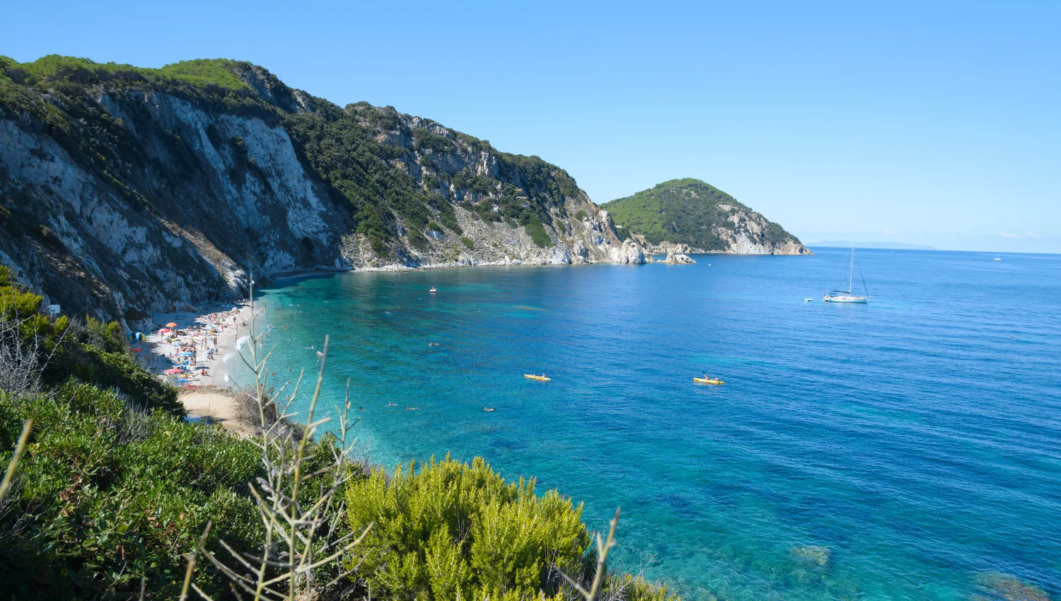 Trekking all'Isola d'Elba: gli itinerari migliori da percorrere a piedi